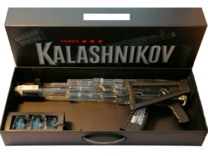 Kalashnikov AK 47 Vodka 40% 0,7 l (darčekové balenie s 3 pohármi)